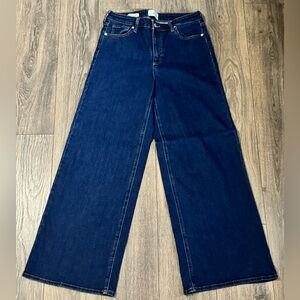 Universal Thread Dark Wash Wide Leg Jeans